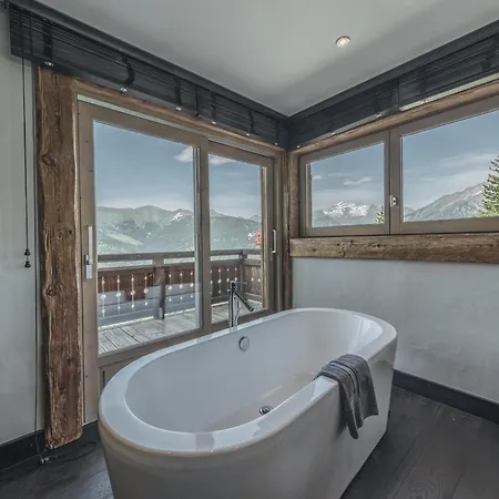 Artic - 5 Bedrooms - - 1550 Chalet Courchevel