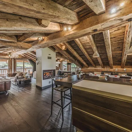 Artic - 5 Bedrooms - - 1550
