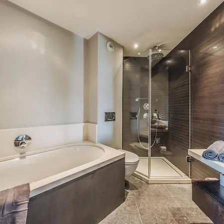 Chalet Artic - 5 Bedrooms - - 1550 Courchevel