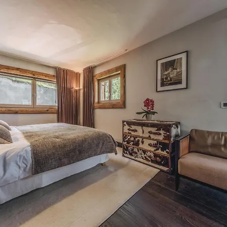 Artic - 5 Bedrooms - - 1550