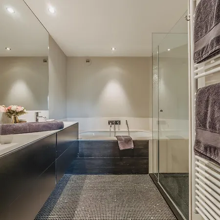 Chalet Artic - 5 Bedrooms - - 1550